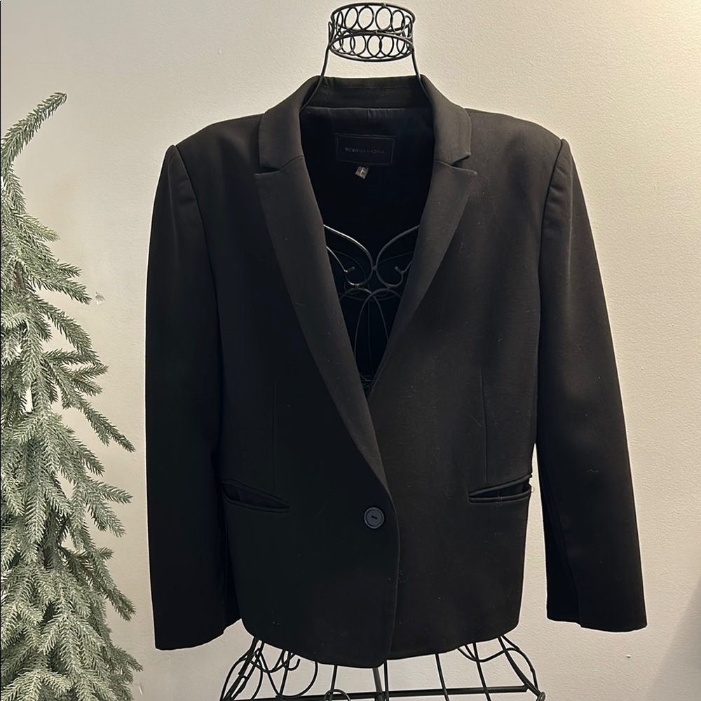 BCBGMaxAzria Black Tailored Blazer